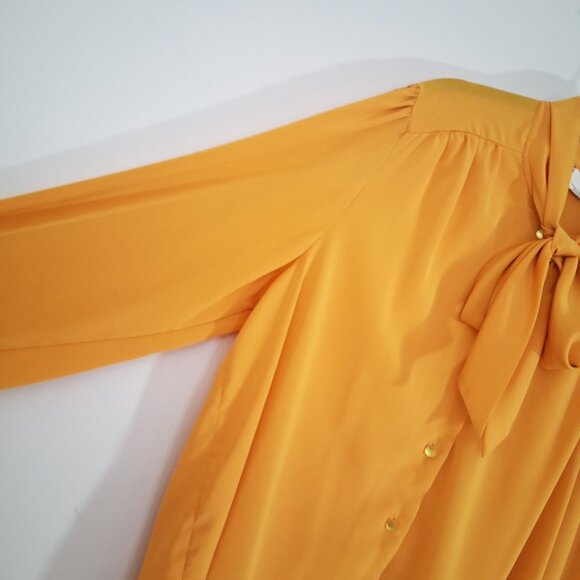 Vintage D'Allairds Goldenrod Flowy Puffy Sleeve Button Secretary Blouse Canada - Picture 6 of 8